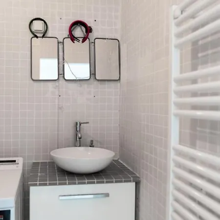 Nice Studio Close To The Canal Saint-Martin Apartament Paryż